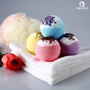 Dry flower bath bomb